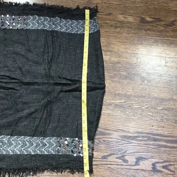 Grey sequin Infinity Scarf - Picture 8 of 9